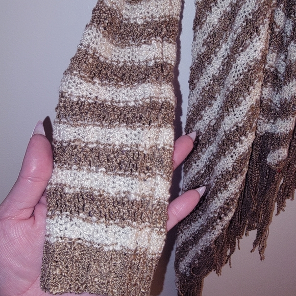 Knitted Cardigans - Picture 2 of 3